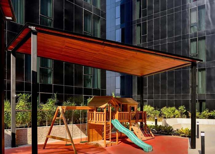 Grand Mercure City