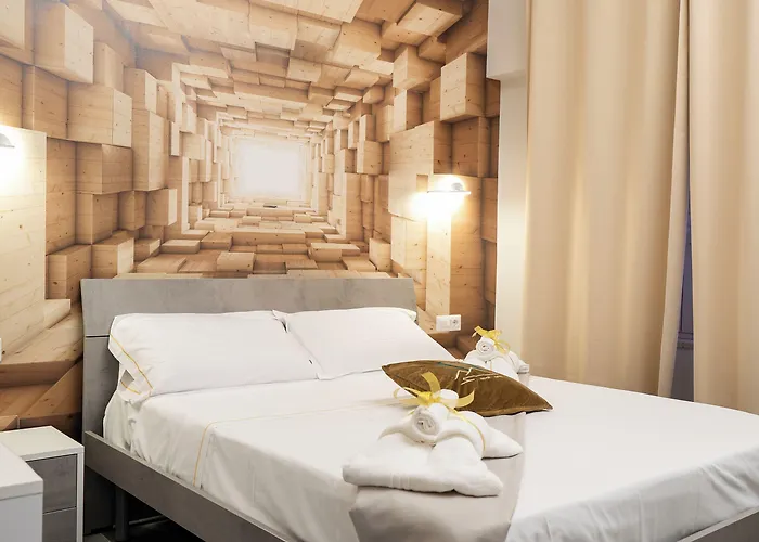 tano Rooms (Central Station)