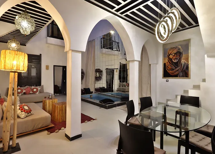 Modern Bed & Breakfast - Top Location