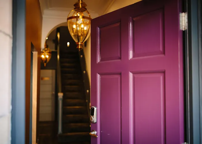 Absoluxe Suites