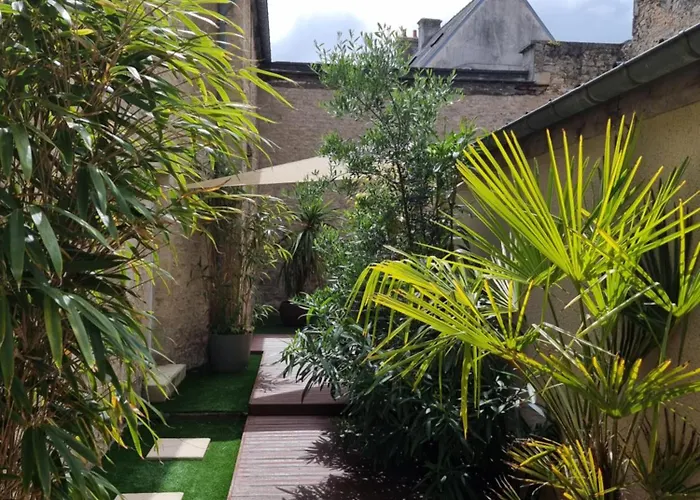 Bayeuzen 2 - Le Jardin - Nuit Romantique&Spa Privatif