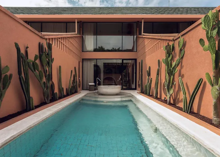  Cyrus Seminyak By Ini Vie Hospitality