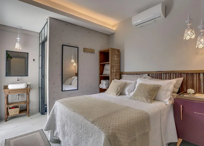 Solar Beach Hotel
