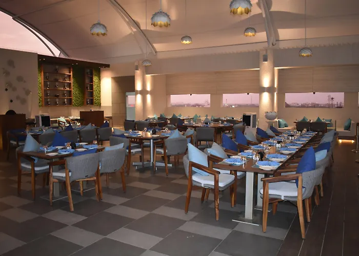 5 star hotels Sayaji Vadodara