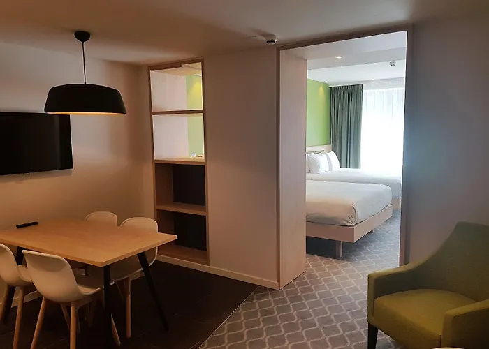 Hampton By Hilton Central Station