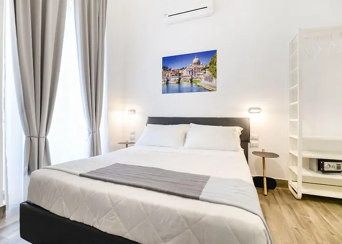 Clementi 18 Suites