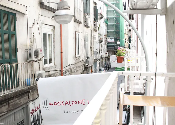 Mascalzone Latino Luxury