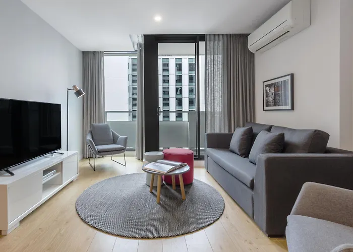 Oaks Melbourne Southbank Suites