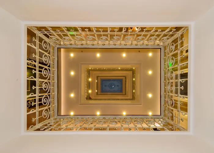 Alpek Hotel