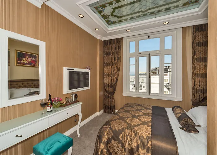 Alpek Hotel