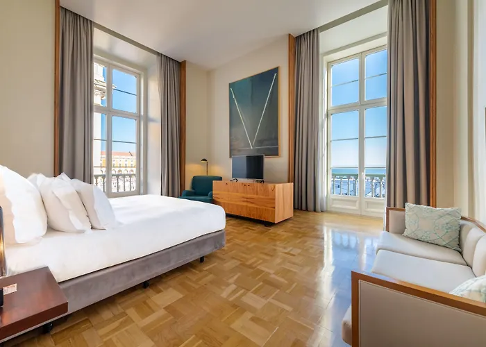 Pousada De Lisboa - Small Luxury s Of The World