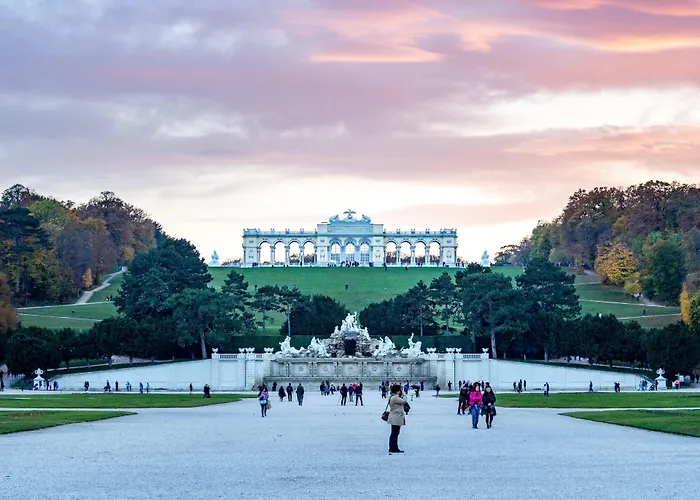 Viktoria Schönbrunn