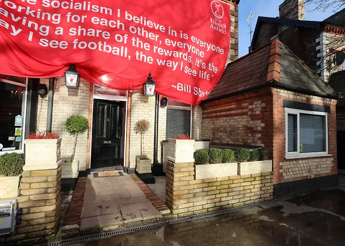  Anfield