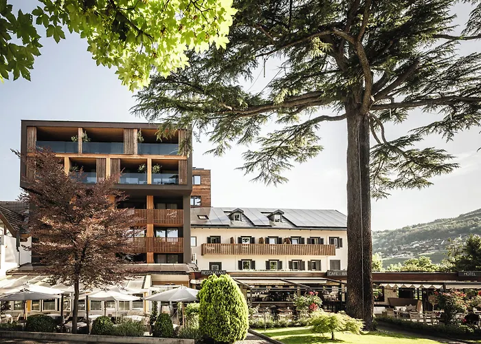 Hotel Loewenhof