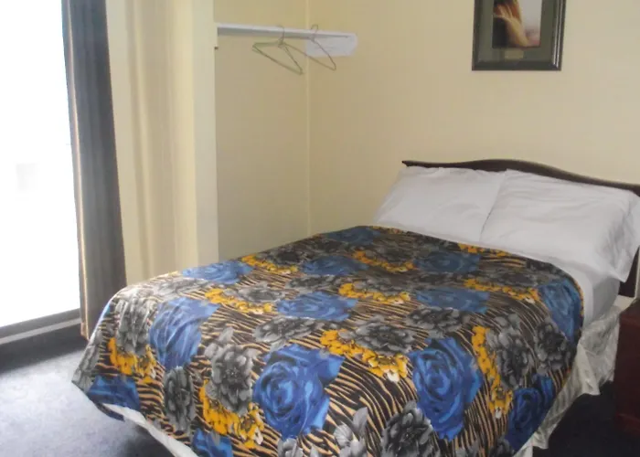 Empress Inn And Suites By The Falls
