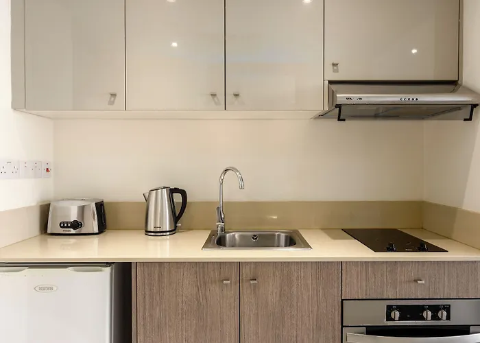 Melpo Antia Hotel&Suites