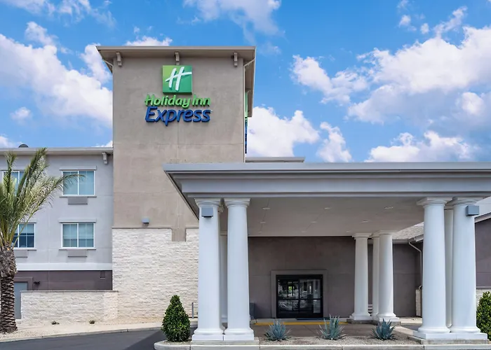 Resorts Guide Holiday Inn Express Lodi By Ihg