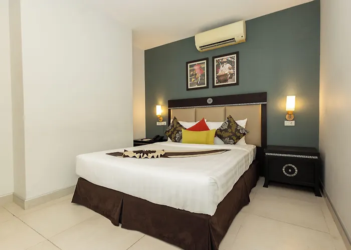Club Mahindra Mac Boutique