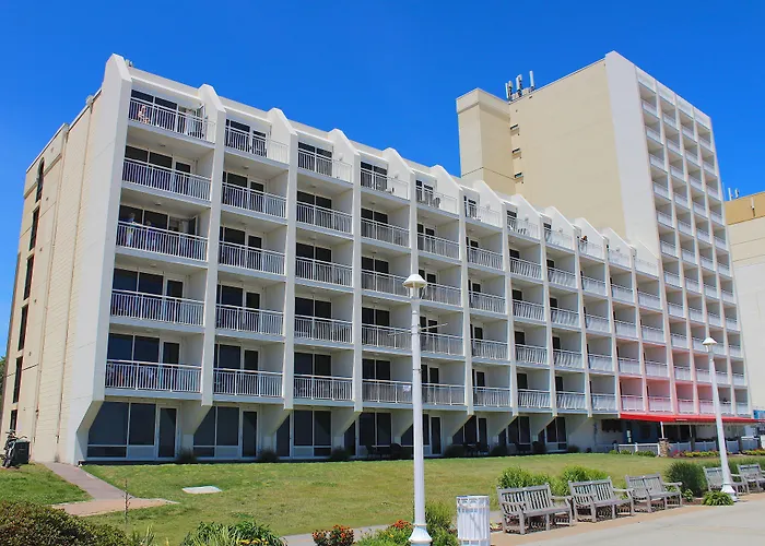Ocean Sands , Oceanfront, By Vacatia