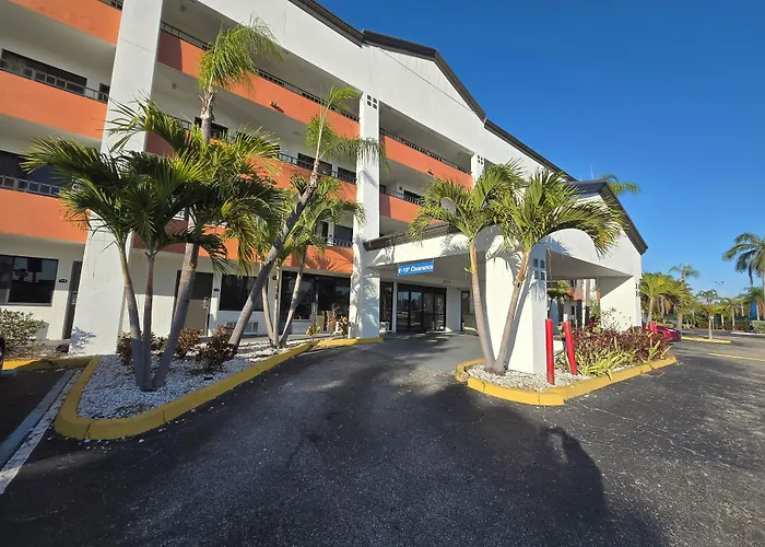 Super 8 By Wyndham