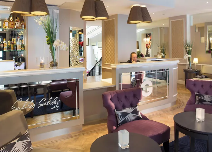Hotel Galileo Champs Elysees