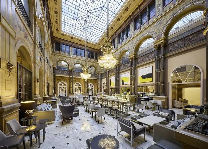 Hilton Opera
