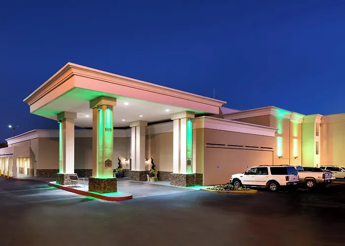 Holiday Inn & Suites Oklahoma City North By Ihg