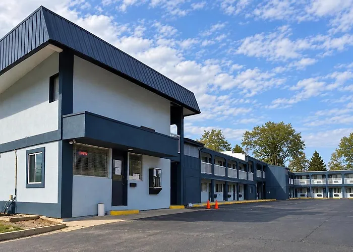 Richmond Inn And Suites