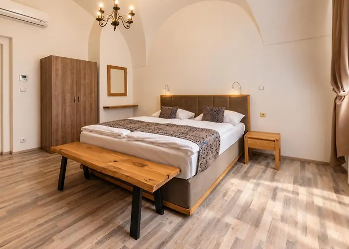 Hotel Karlova Prague - Mostecka 10 St Depandance