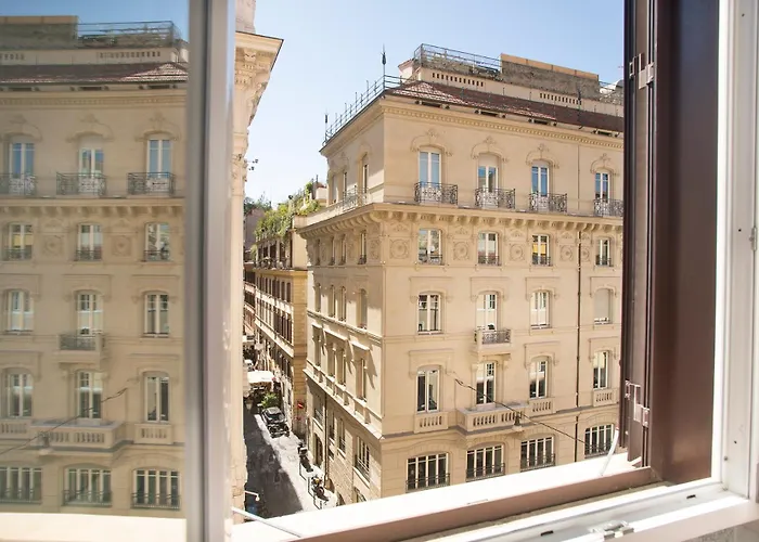 Bramble Luxury Suites
