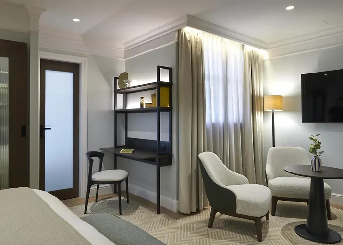 Hotels with a view Radisson Blu , London Bloomsbury