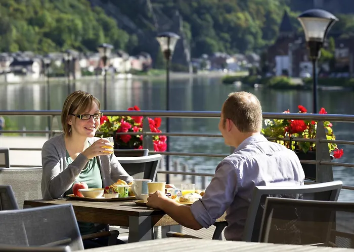  Ibis Dinant Centre