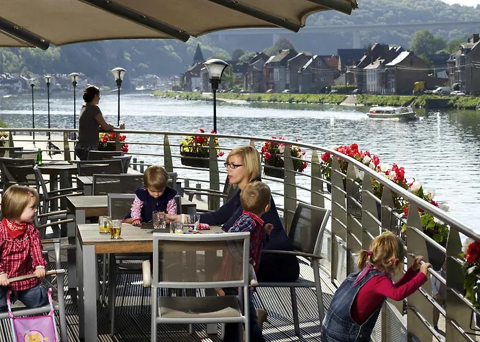  Ibis Dinant Centre