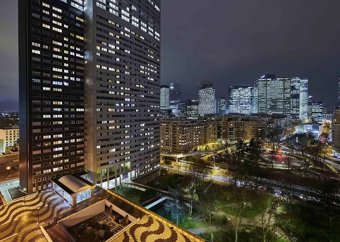 Animaux admis Mercure Paris La Défense