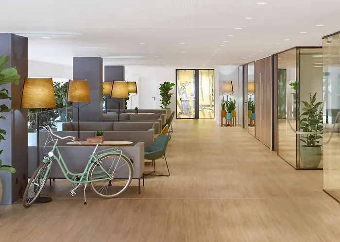 Hotel Barcelona Apolo, Affiliated by Meliá