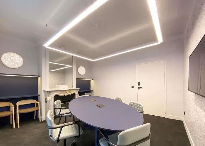  Tribe Paris Batignolles