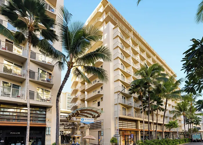 Club Wyndham At Waikiki Beach Walk