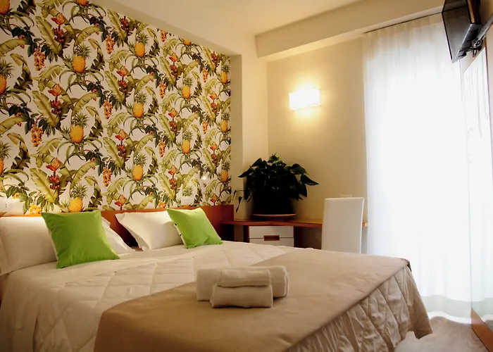 Montecarlo - Vista Mare Con Area Fitness
