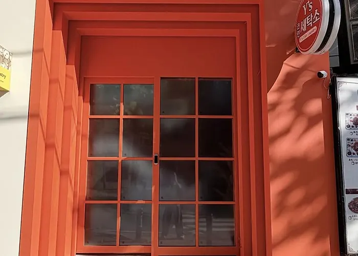 Y'S House