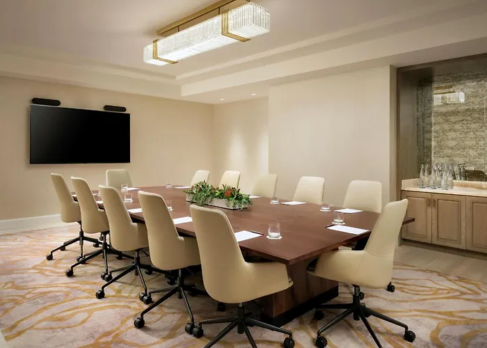 Hotels With Four Stars Fairmont Breakers Long Beach