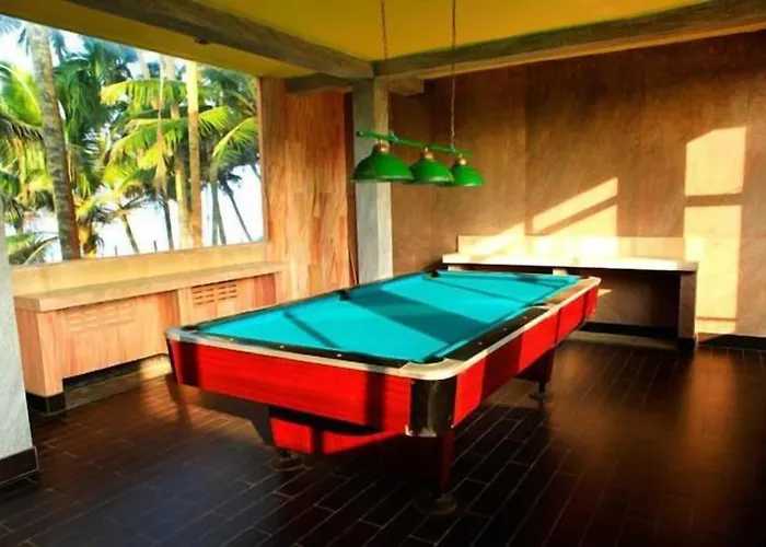 Oyo 246 Roy Villa Beach Hotel