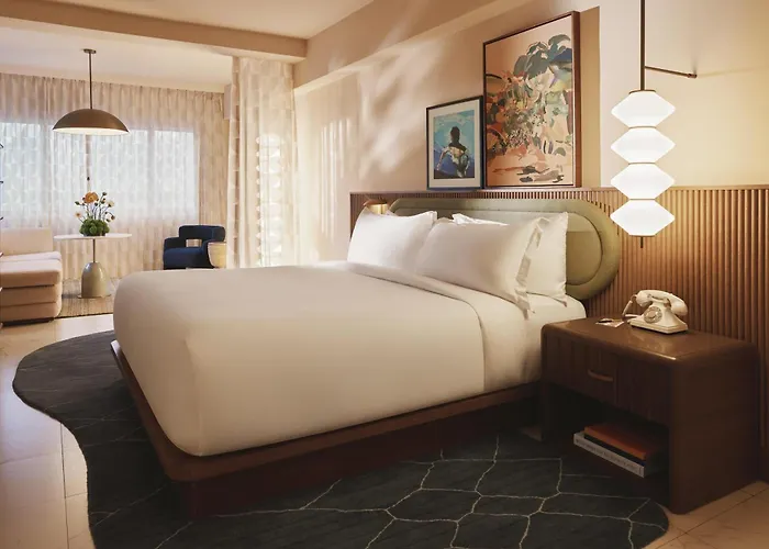  Nautilus Sonesta Miami Beach
