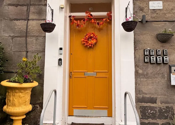 16 Pilrig