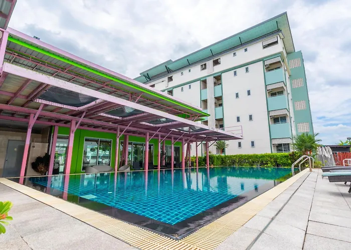  Gold Airport Suites
