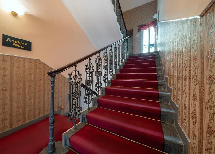 Hotel Raffaello Prague