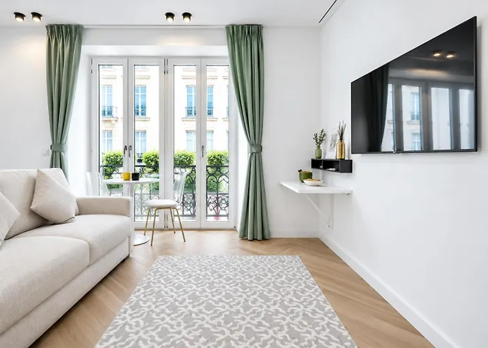 B And G San Babila- Luxury In The Heart Of Milano - Design District
