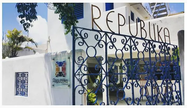 Hostel Republika