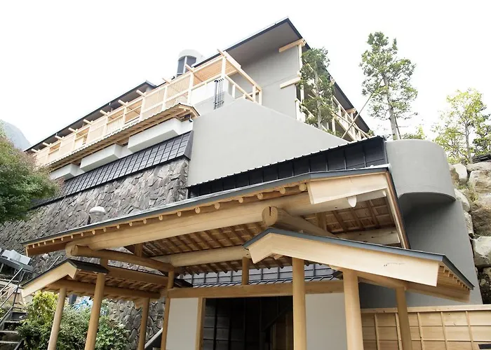 Luxury hotel only: Gora Hanaougi Madoka No Mori