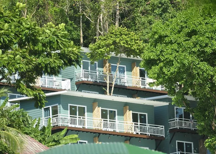 3 star hotels Papaya Phi Phi