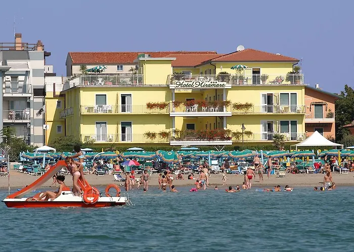 Cheap hotel: Hotel Miramare